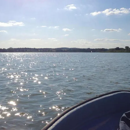 بيت للعطل Doppelhaushaelfte In Am Oberuckersee *