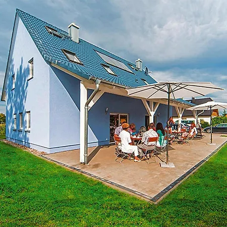 Doppelhaushaelfte In Am Oberuckersee Сasa de vacaciones