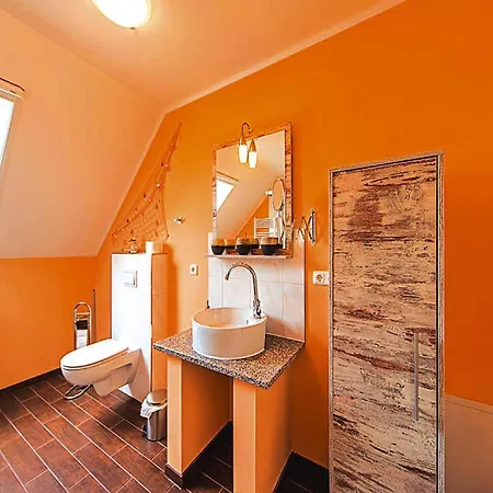 Semi-detached Hyggelig, בית נופש *