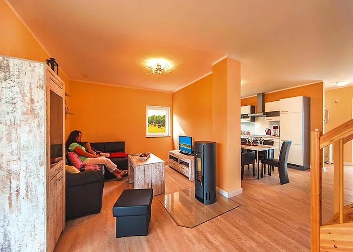 Doppelhaushaelfte In Am Oberuckersee