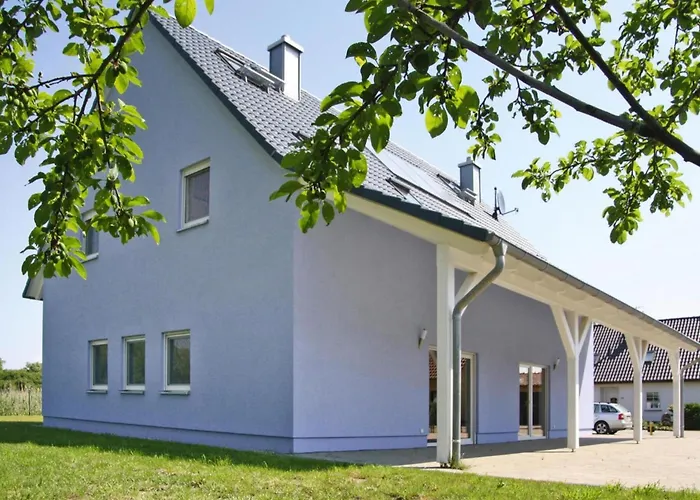 Doppelhaushaelfte In Am Oberuckersee *